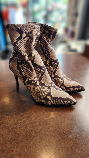 Steve Madden stretch ankle boot