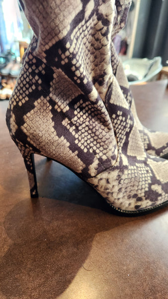Steve Madden stretch ankle boot