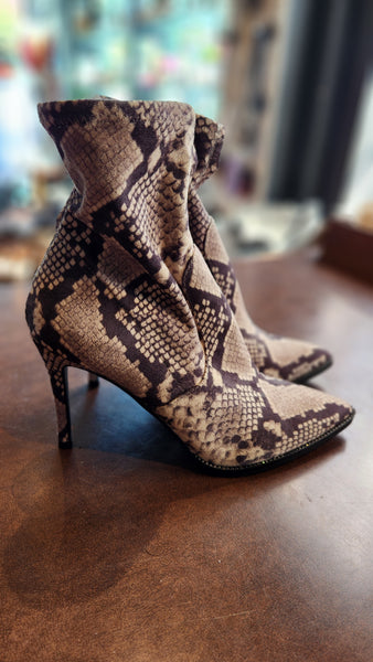 Steve Madden stretch ankle boot