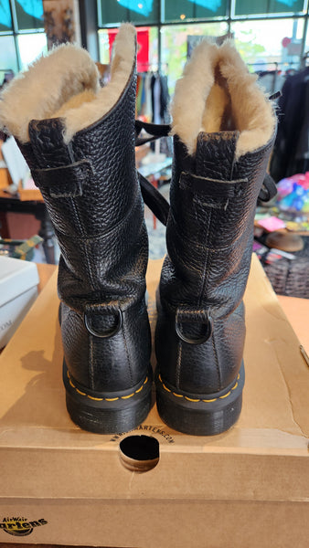 Dr. Marten’s Amilita Aunt Sally Black Leather Faux Fur Lined Boot.