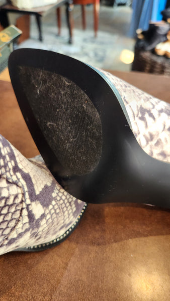 Steve Madden stretch ankle boot