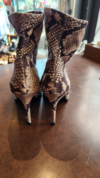 Steve Madden stretch ankle boot