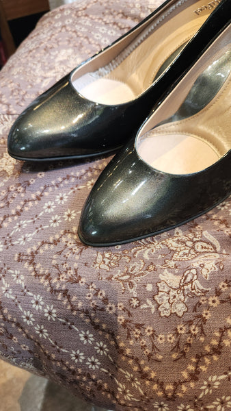 Beautifeel Metallic Black Patent Leather Pumps