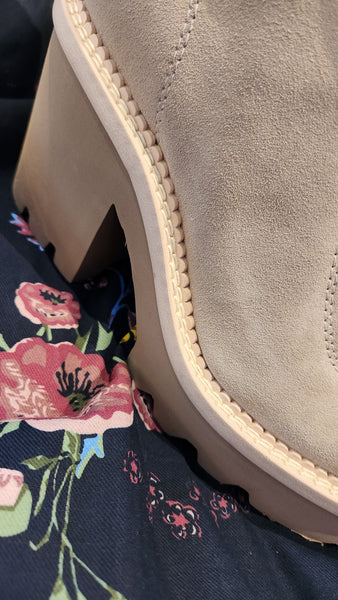 Dolce Vita Lug Sole Tan Boots