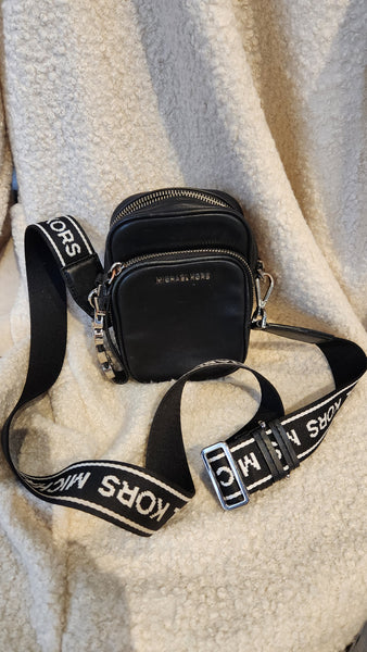 Michael Kors Hudson Utility Crossbody