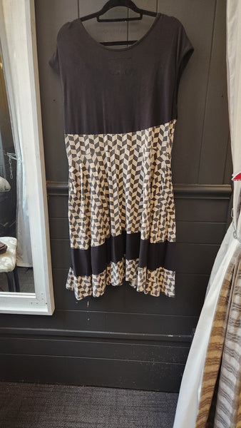 Effie's Heart Cap sleeve Geometric Print Dress