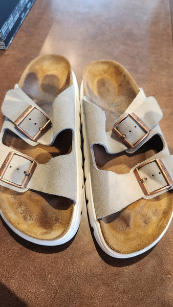 Birkenstock papaillio platform sandals