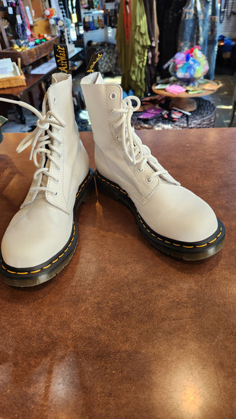 Dr. Marten Leather Boots