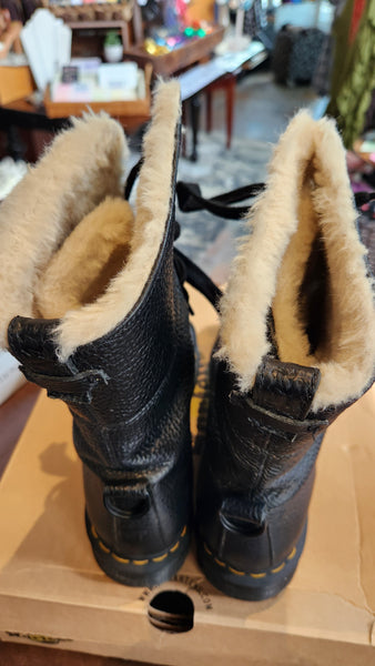 Dr. Marten’s Amilita Aunt Sally Black Leather Faux Fur Lined Boot.