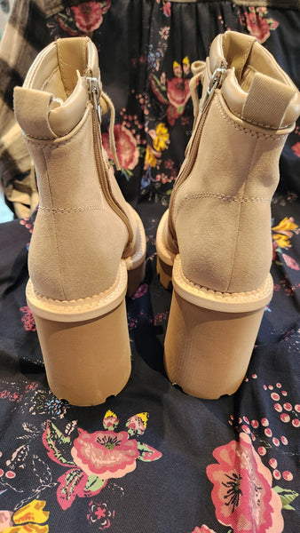 Dolce Vita Lug Sole Tan Boots
