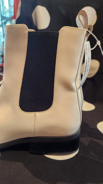 Jeffrey Campbell White faux leather White Ankle Boots
