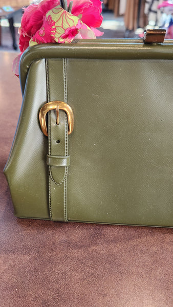 Vintage Green Leather Stylemark Purse