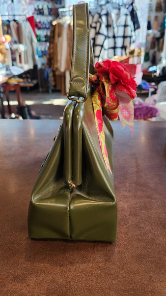 Vintage Green Leather Stylemark Purse