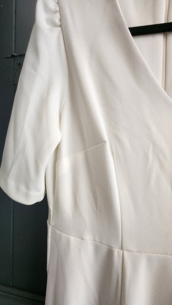 Donna Morgan Winter White Short Sleeved Dress