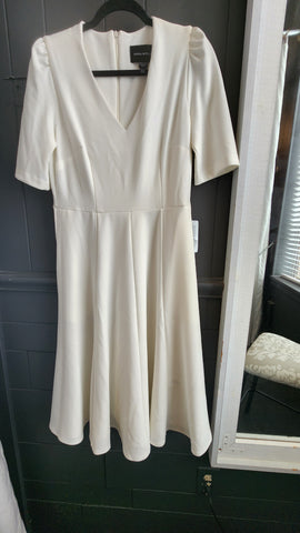 Donna Morgan Winter White Short Sleeved Dress