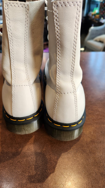 Dr. Marten Leather Boots