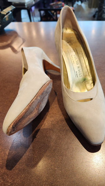 Vintage Bruno Magli Tan Sueded Heels