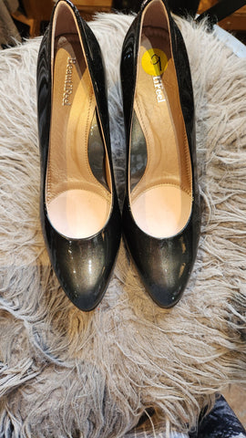 Beautifeel Metallic Black Patent Leather Pumps