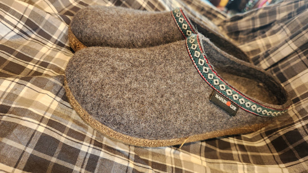 Haflinger Grey Wool Clog