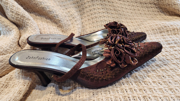John Fashion Brown Silk Heels