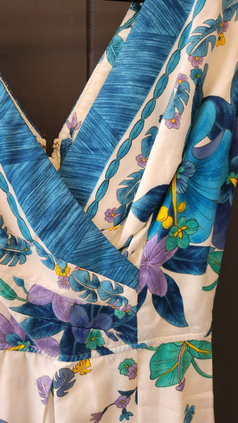 Vintage Kamehameha Hawaiian Floral Dress