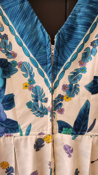 Vintage Kamehameha Hawaiian Floral Dress
