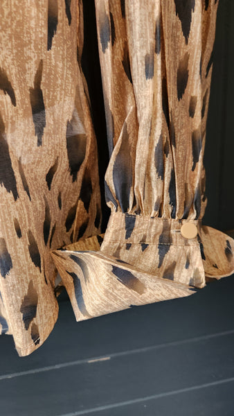Wit and Wisdom Leopard Print Top