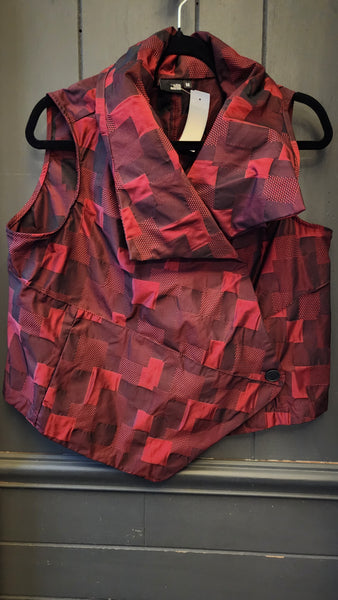 Lisa Bayne Black And Burgundy Vest