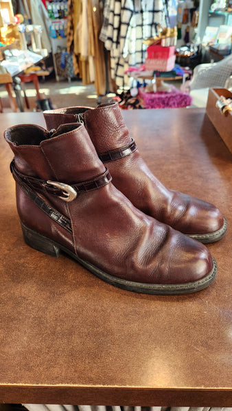 Brighton Brown Leather Ankle Boots