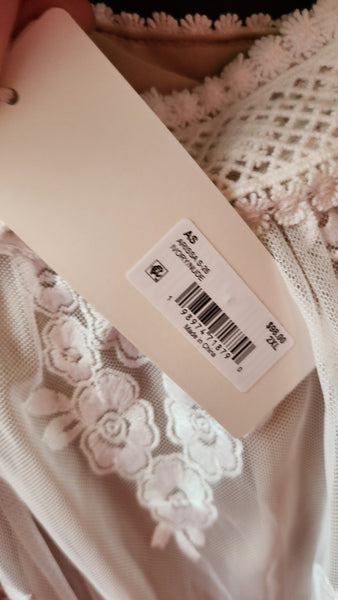 Altar'd State Cream Lace Crop Top