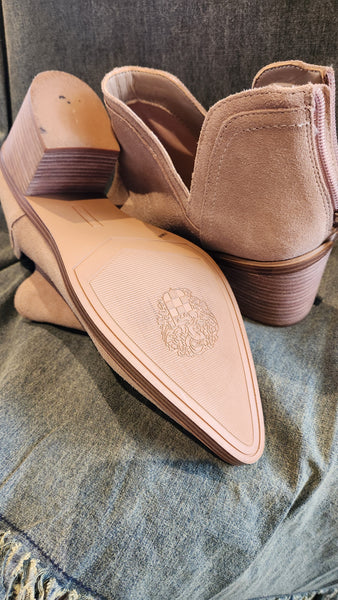 VINCE CAMUTO Tortilla Suede Ankle Boots