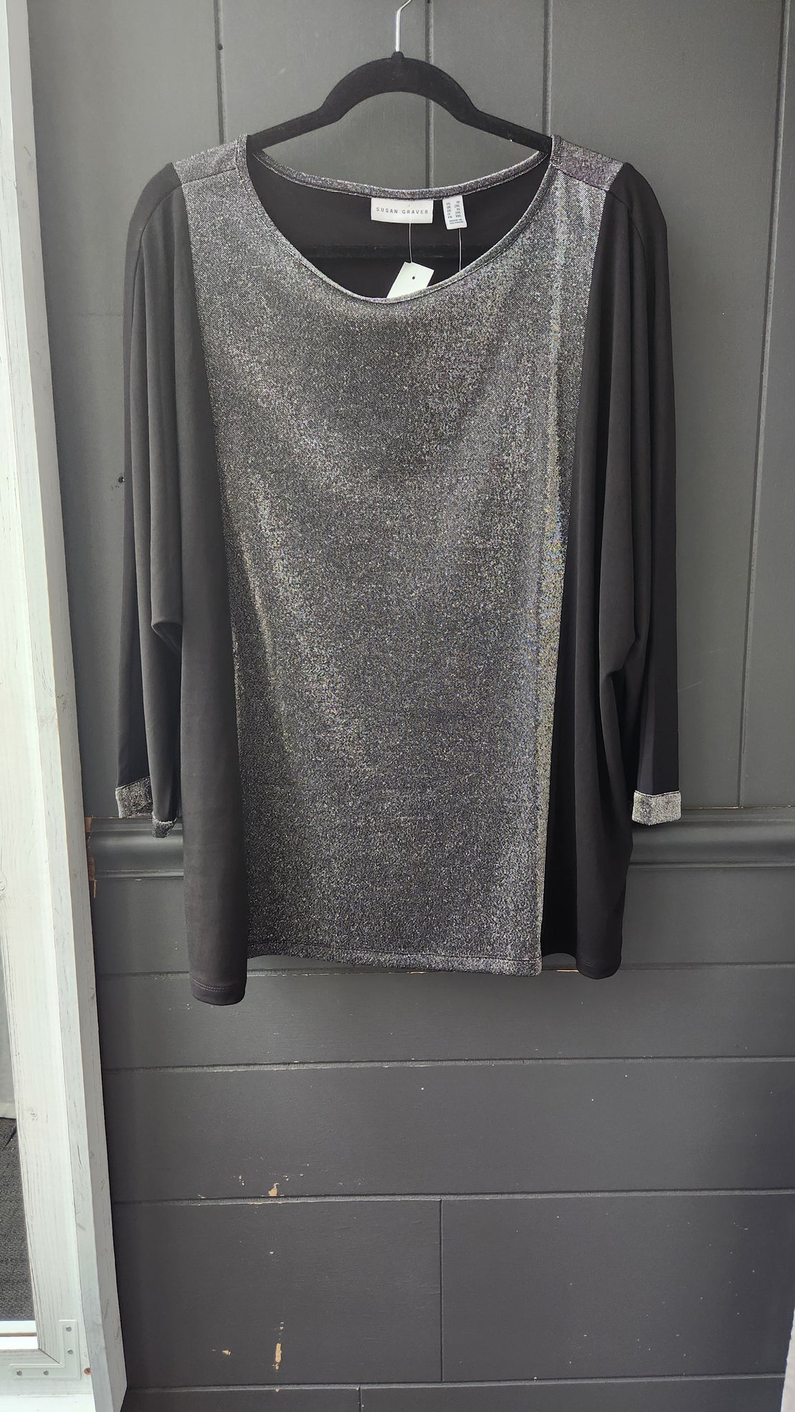 Susan Graver Two Tone Silver and Black Top