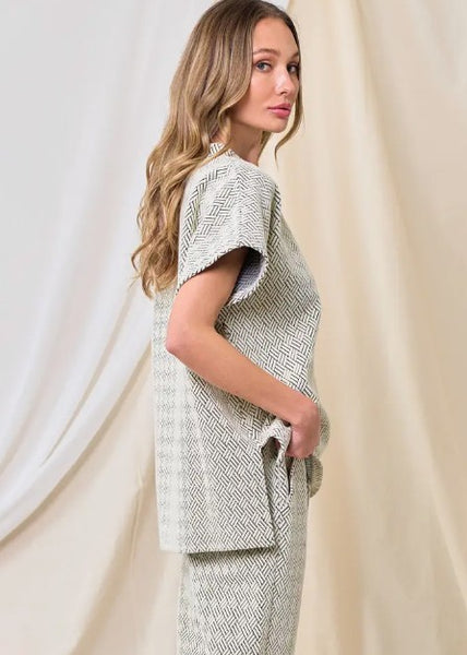 Short Sleeve Knit Top